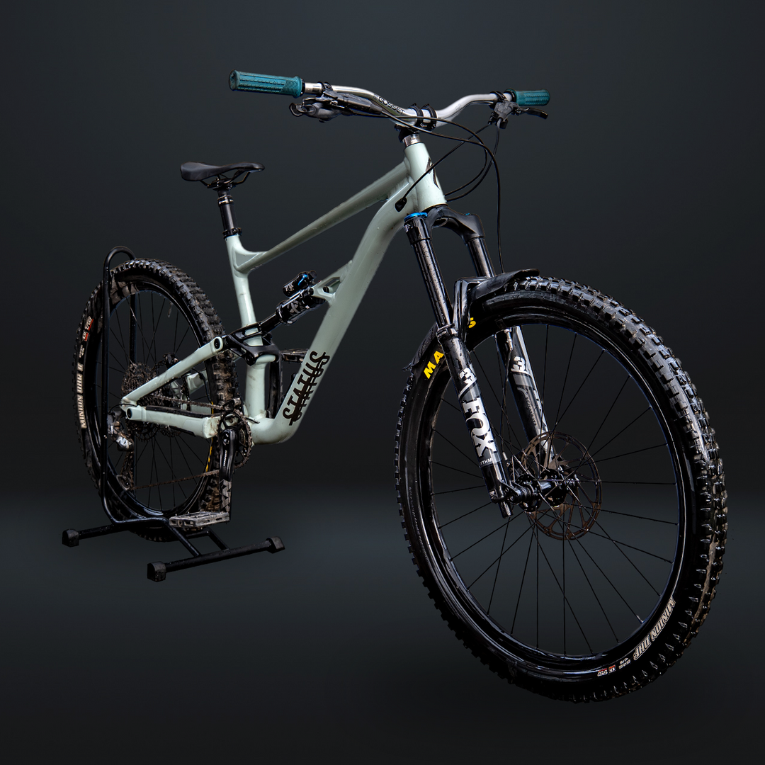 2023 Specialized Status 160