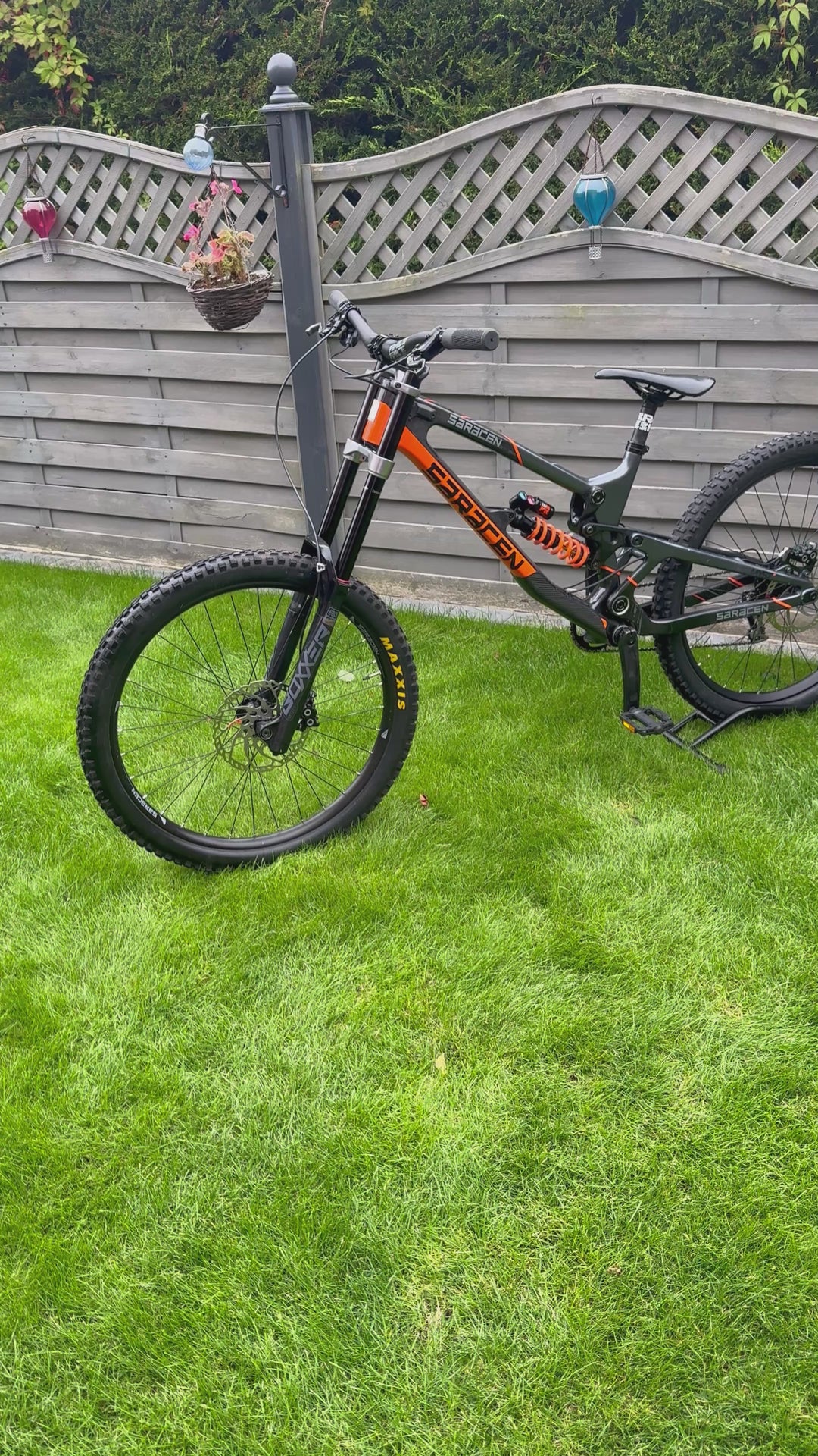 2019 Saracen Myst Carbon