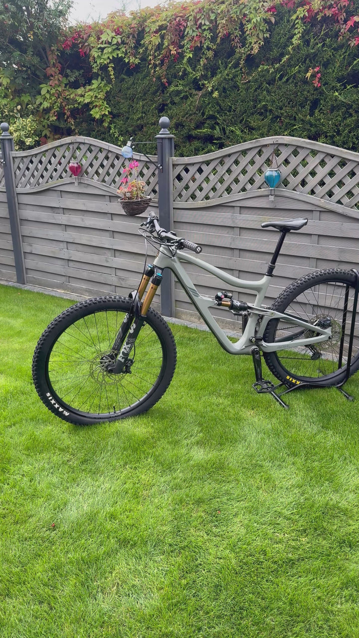 2022 Ibis Ripmo Carbon