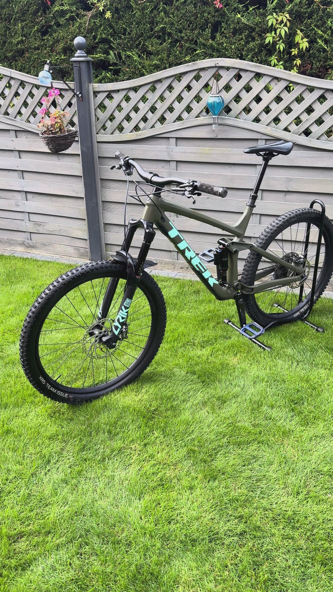 2022 Trek Remedy 8 XT
