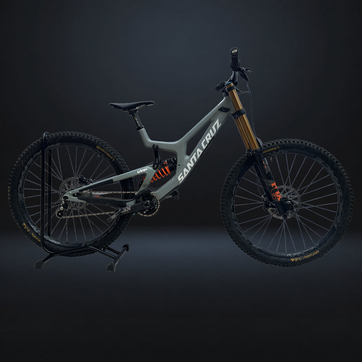 SANTA CRUZ V10 CC | FOX FACTORY 49 | DHX2 FACTORY | 29"